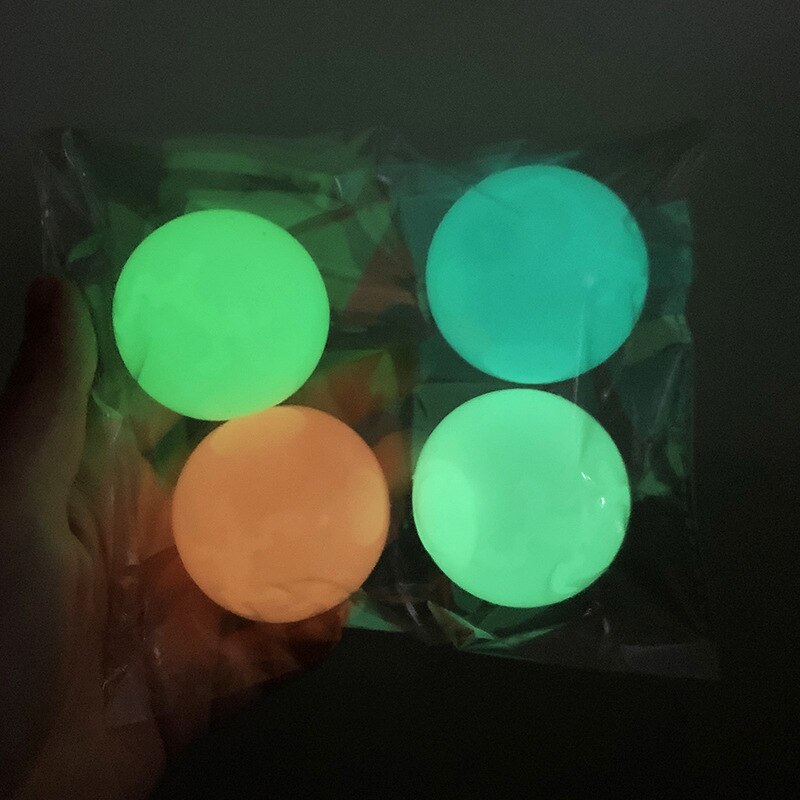 4Pcs Lichtgevende Sticky Muur Bal Plafond Decompressie Bal Ouder-Kind Interactieve Dart Sticky Kleverige Bal Kleur Squash