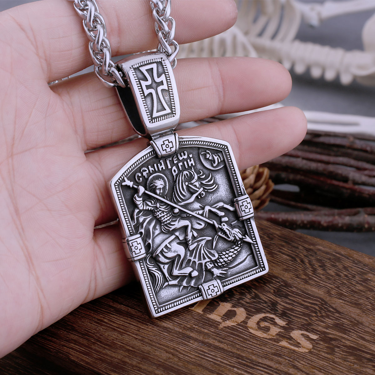 Rvs Retro Religieuze Heilige Warrior Ketting Mannen En Vrouwen Terug Bijbel Cross Amulet Biker Hanger Ketting Sieraden: Blauw Zink