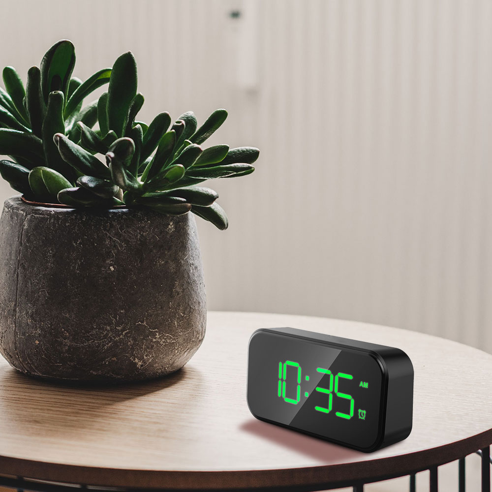 Electronic Smart Alarm LED Digital Clock USB 4inch Durable Simple Touching Snoozed Button Calendar Snooze Function