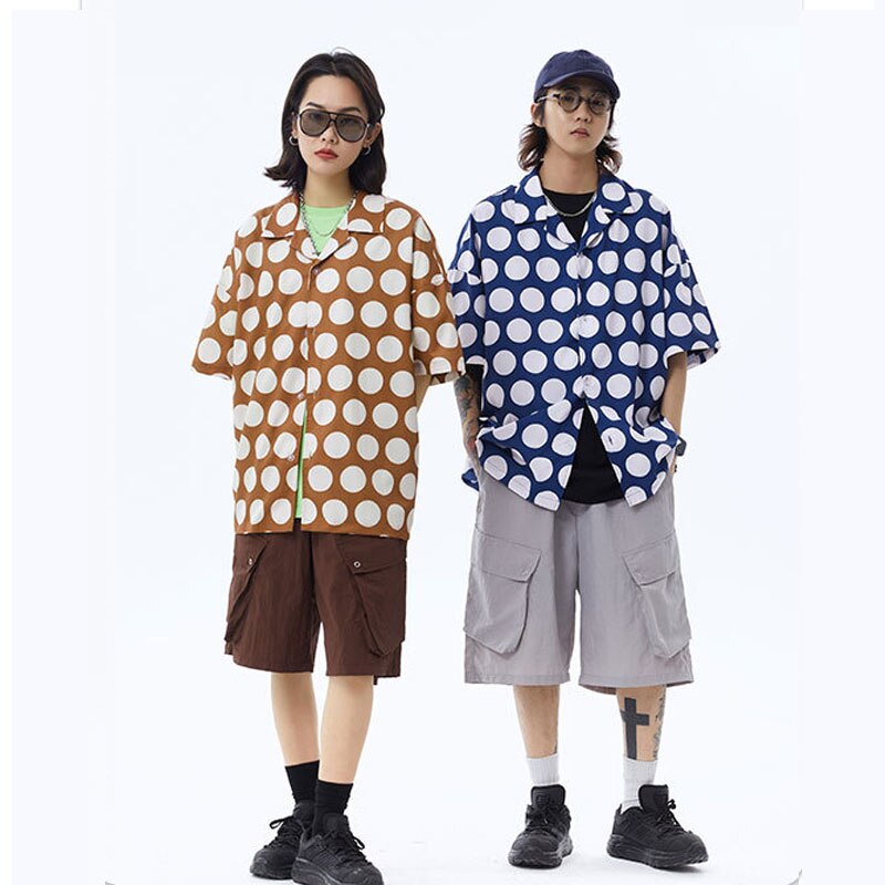 Homme Printemps été Rétro Lâche Dot Décontracté Manches Courtes Chemise Homme Japon Corée Streetwear Hip Hop Couple Chemises