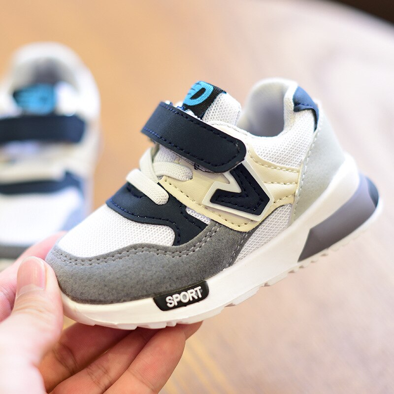 Sapatas Do Esporte crianças Outono Inverno Nova Moda Respirável Crianças Meninos Rede Sapatos Meninas Anti-Slippery Sneakers Sapatos de Bebê Da Criança