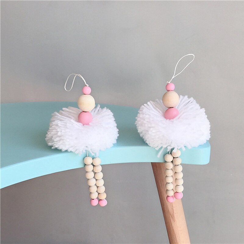 Décoration suspendue danseuse Ballet de Style nordique | Perles en bois, décor de chambre de fille, ornement de tente pour bébé et pépinière, accessoires photos