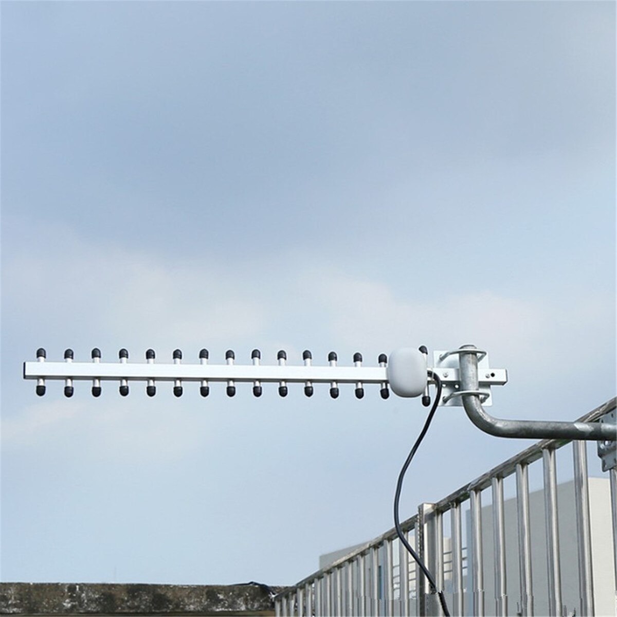 Antenne Yagi 4G Exterieur LTE SMA mâle haut Gain WiFi Antenne extérieure amplificateur directionnel Modem RG58 1.5m câble