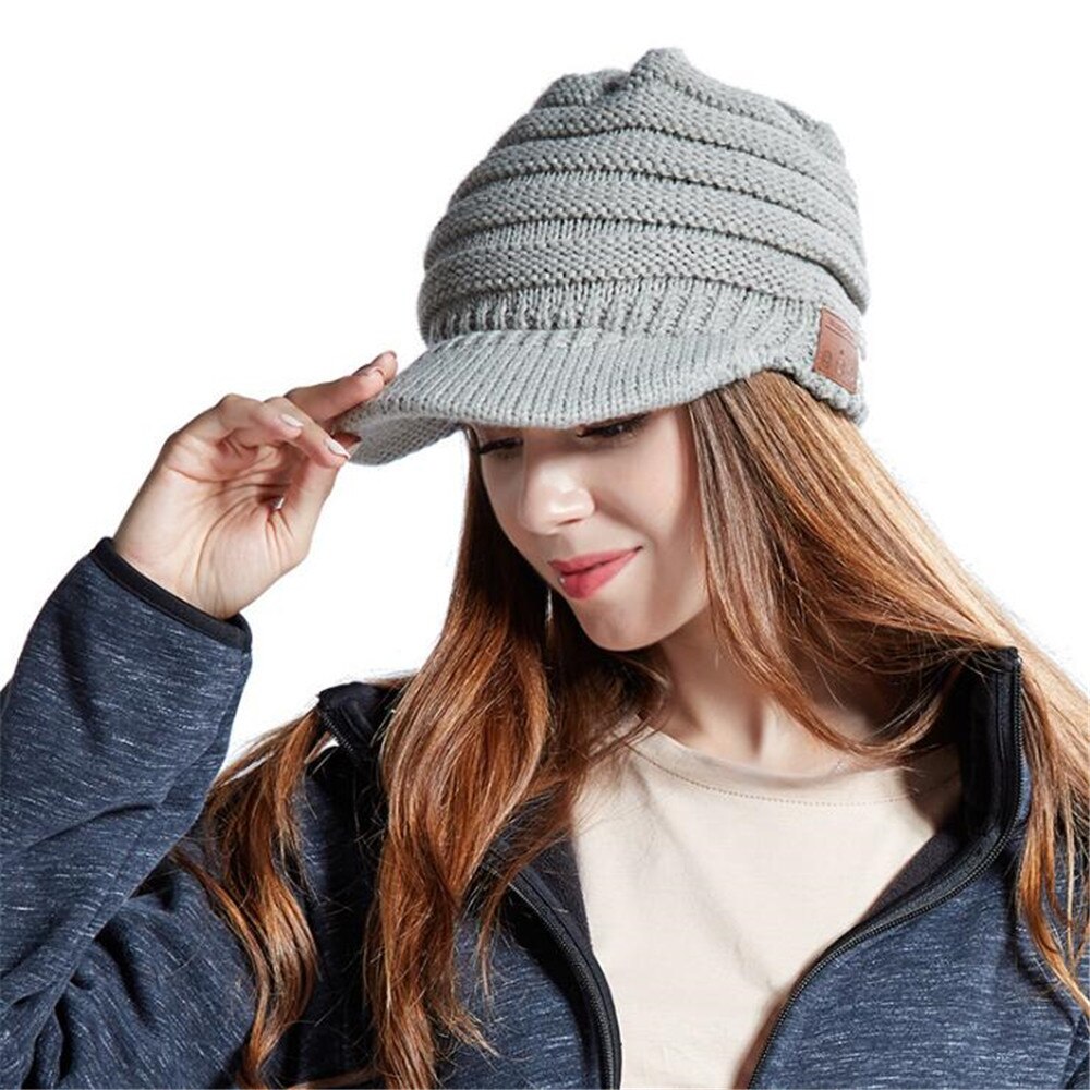 Bluetooth Beanie Hat Headphones with Mic - Winter Warm Wireless Music Earphones for Outdoor Sports Cycling Travel: Grey
