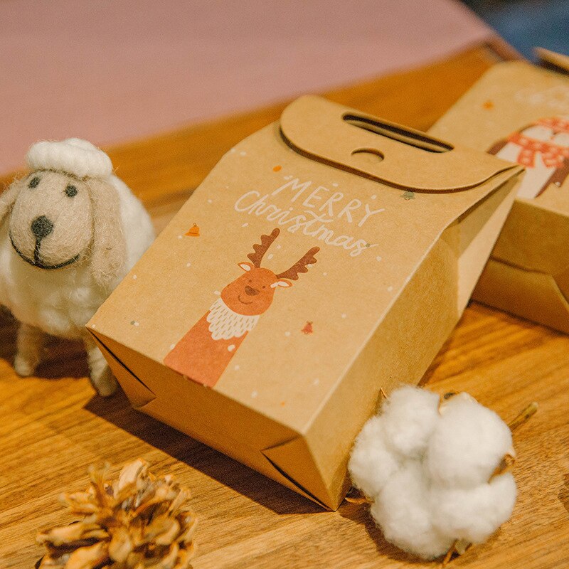 1Pcs Christmas cartoon kraft paper box retro kraft paper cartoon tote bag candy biscuit apple packaging tote bag