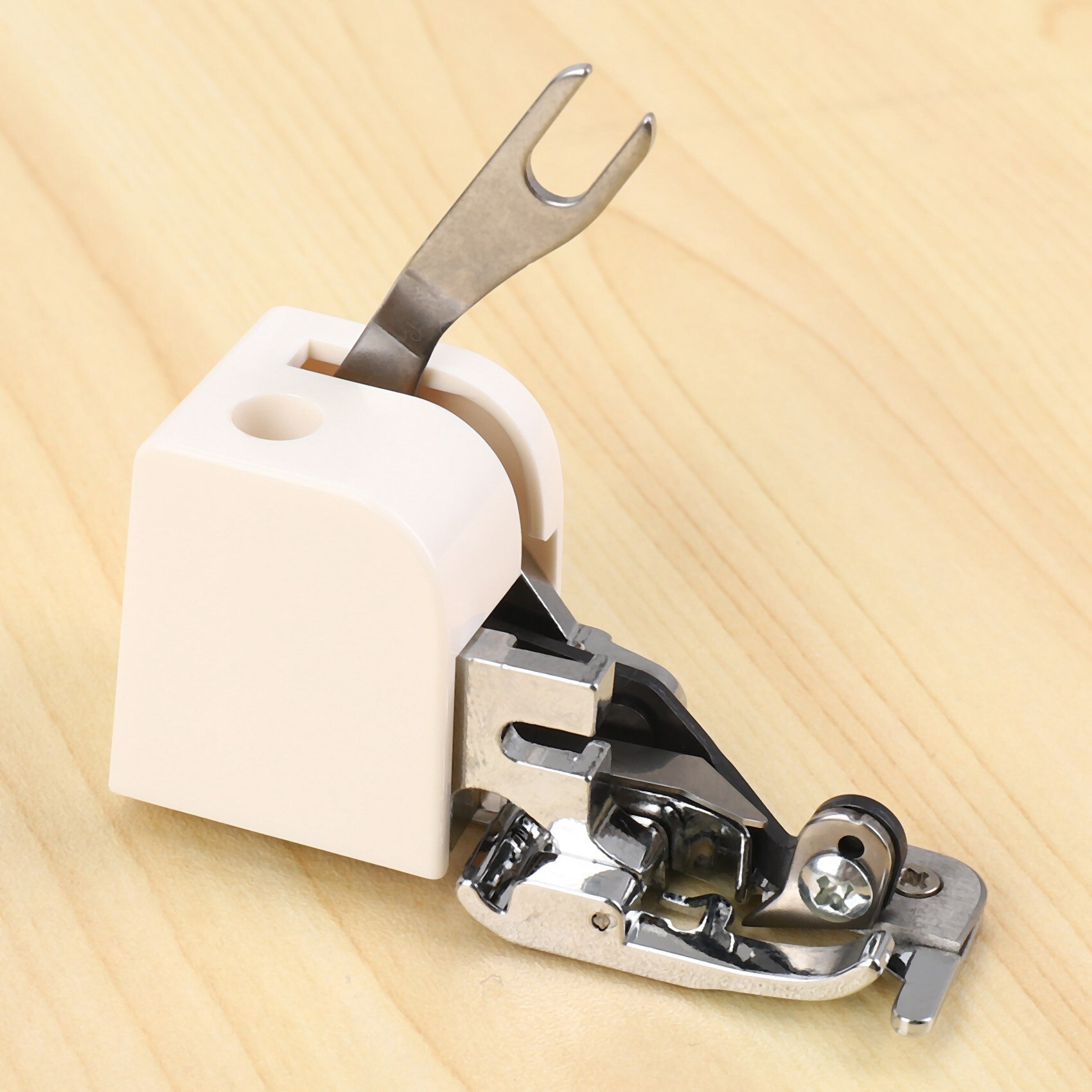 1Pcs Side Cutter Overlock Sewing Machine Presser Foot Feet Sewing Machine Attachment For All Low Shank Singer