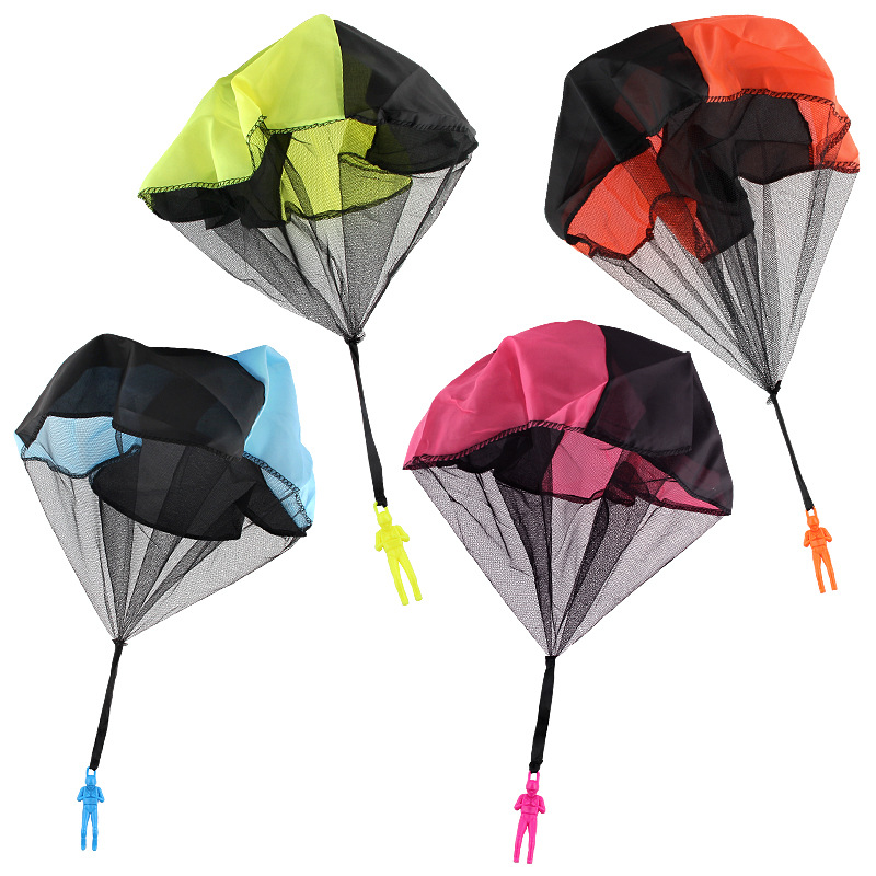 Set of 5 children's hand-tossing parachute toys for kids, educational parachute with soldier illustration, outdoor fun sport game