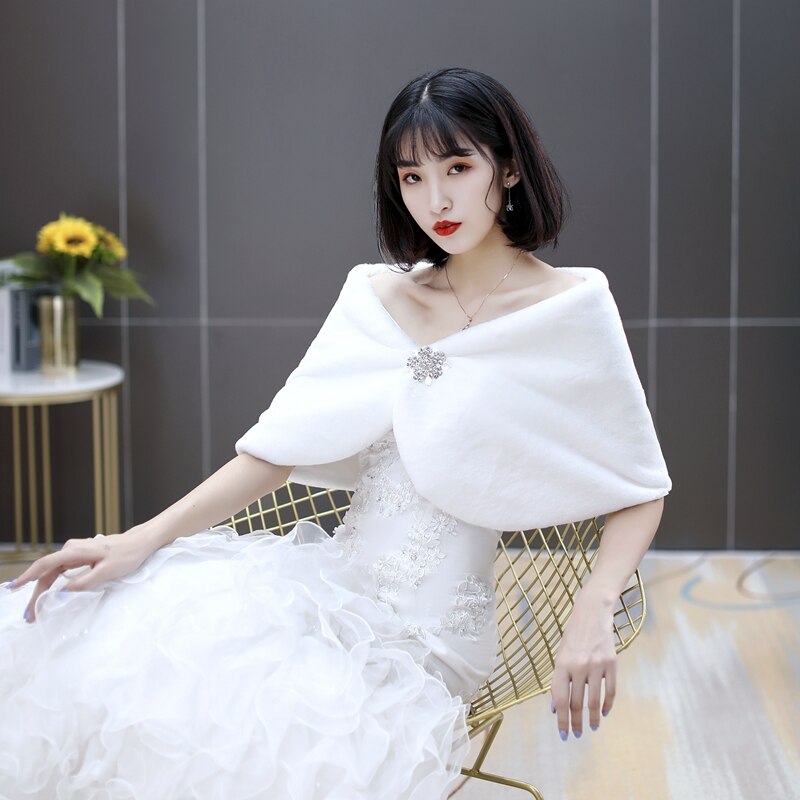 Schwarz Faux Fell Hochzeit Bolero Frauen Zubehör mit Kristalle Dekoration Braut wickelt Herbst Winter Abend zucken: Elfenbein