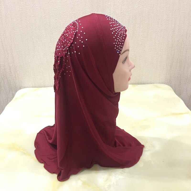 H003 fit 2-7 lat mała dziewczynka hidżab kapelusze z koronką muzułmańska chusta islamska chustka na głowę kapelusz amira pull on headwrap: maroon