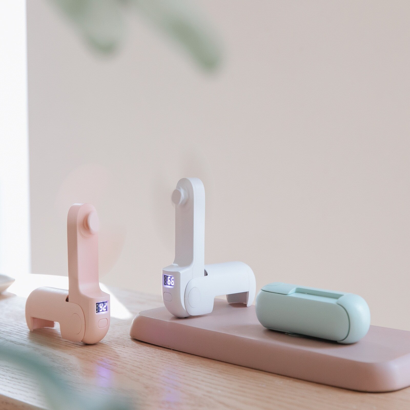 USB Fan Mini Portable Pocket Fan Cool Air Hand Held Cooler USB Rechargeable Max USB Gadgets