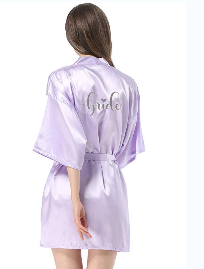 bruid bruidsmeisje gewaad met wit zwarte letters moeder zus van de bruid huwelijkscadeau badjas kimono satijnen gewaden