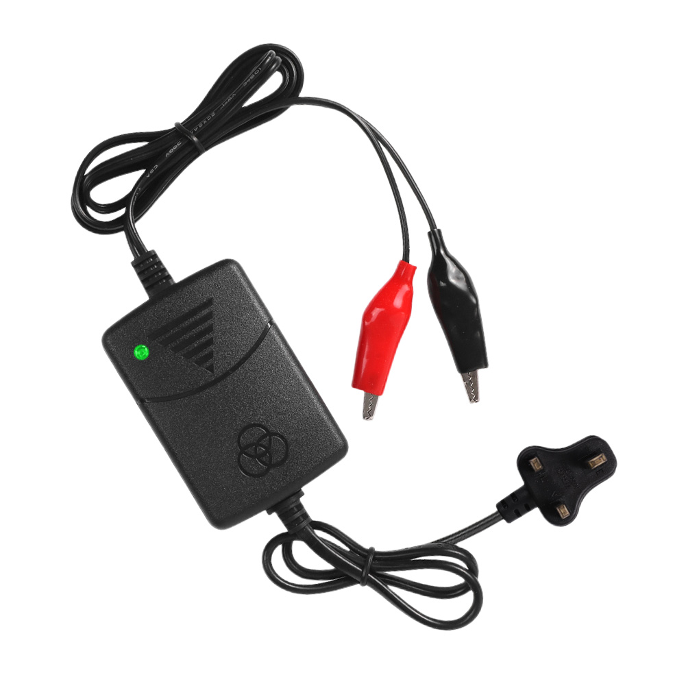 12V auto-acculader 1500MA intelligente reparatielader draagbare acculader voor loodzuuraccu voor 12V auto-motorfiets: Blauw