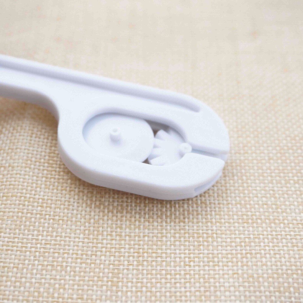 Fondant Strip Ribbon Cutter Sugarcraft Cake Decorating Tools Plastic Cake Rolling Pin Embosser Roller Set Baking Tools