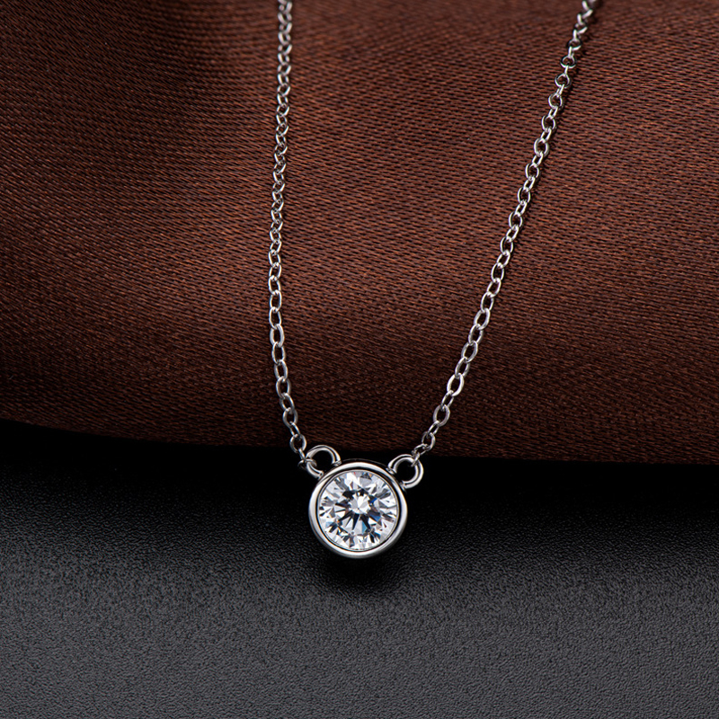 Oevas 100% 925 sterling silber halskette mit echtem 1 karat moissanit-anhänger in der farbe d, funkelnder, eleganter schmuck für damen, ideal für hochzeiten und andere festliche anlässe