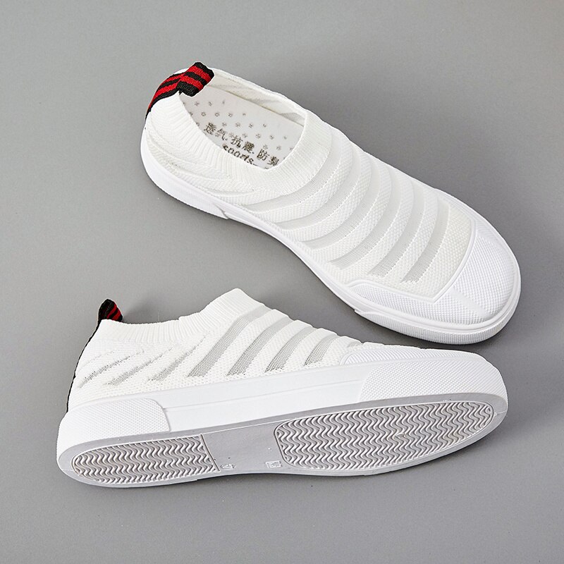 Skateboard Schuhe Frauen Weiß Super Licht Unterhose Auf Socke Turnschuhe Frühling Sommer Ich bin Freien Sportlich Sport Schuhe Fitnessstudio Trainer Wohnungen