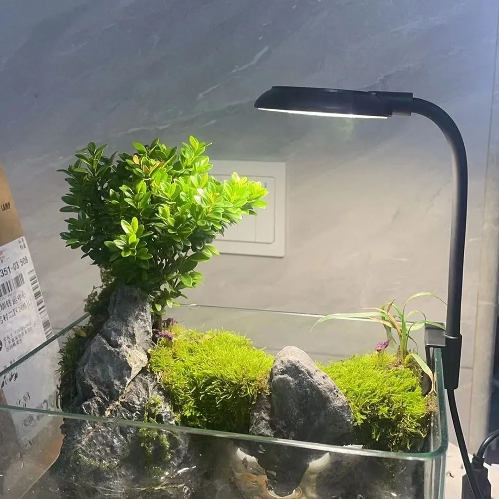 Klemmelampe for fisketank , 5/7w led-lamper, 3 farger, justerbar usb-strømforsyning, fullspektret vanntett lampe for små fisketanker, akvarielys