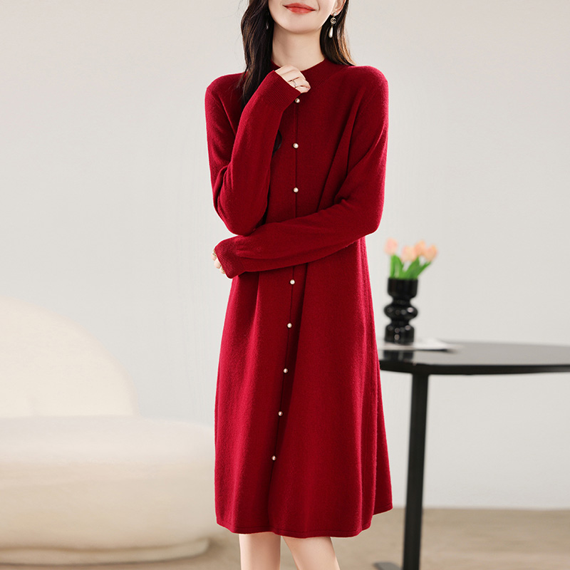 Herbst und Winter Damen kleid 100% Merinowolle Rundhals ausschnitt Langrock Perlen knopf Strick zur Seite fahren Kleid Damen kleid: M / schwarz