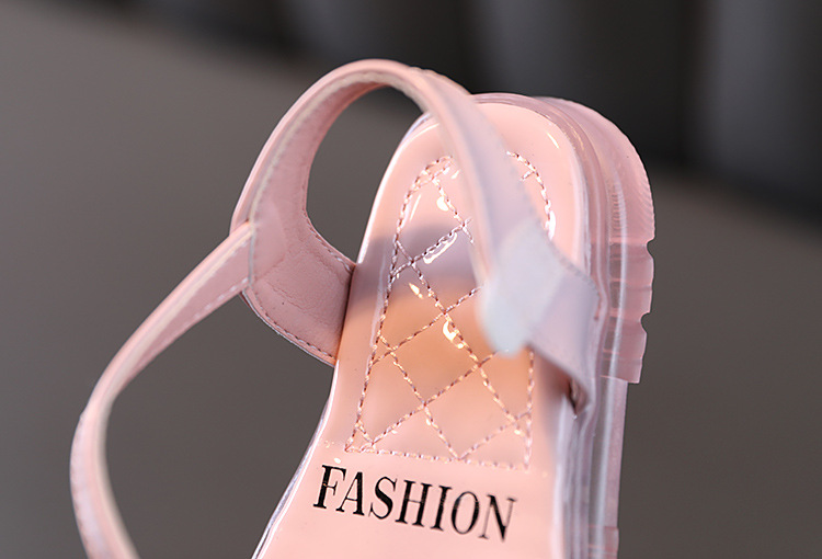 Baby Mädchen Leucht Sandalen glühend Schuhe für freundlicher Mädchen Prinzessin Schuhe nicht-Unterhose Strass Bogen Sandalen LED Licht hoch hausschuhe