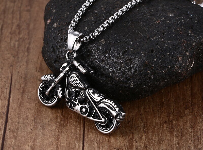 Vintage-gothic-ghost-rider-anhänger aus edelstahl #39 motorrad-anhänger-halskette: Füge eine 24- zoll-kette hinzu.