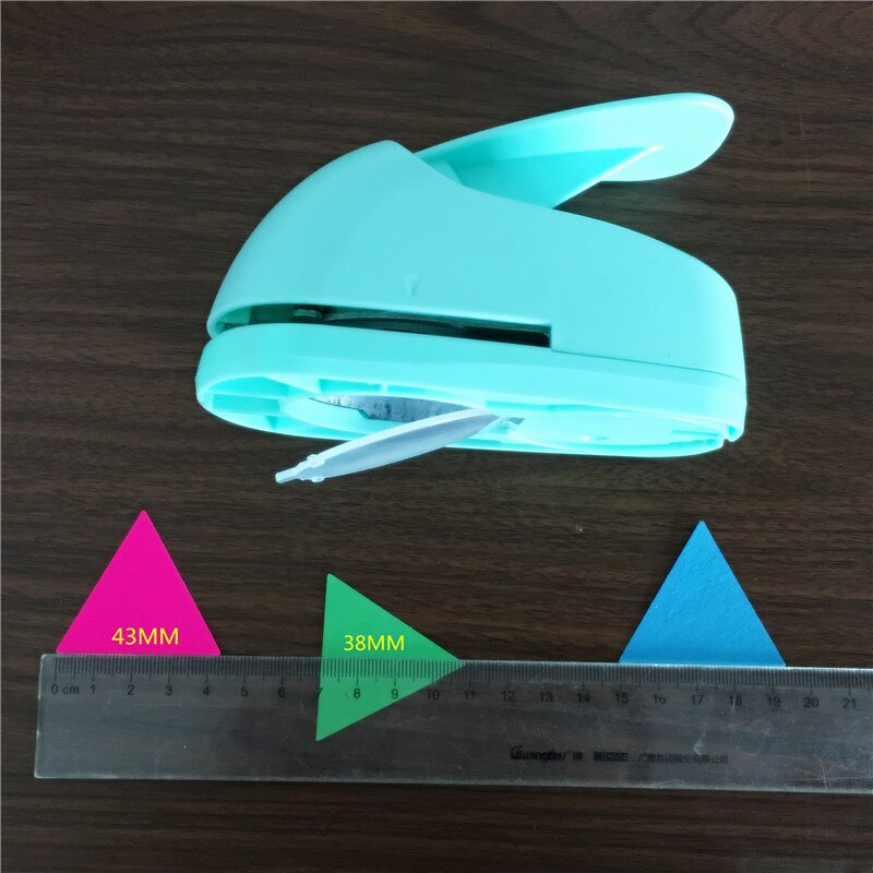 Poinçons de bricolage à géométrie, bateau gratuit de 43MM en forme de Triangle économise le papier électrique/eva poinçon d'artisanat