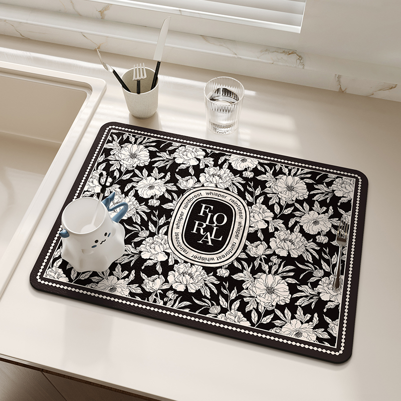 Super Absorbent Kitchen Dish Drying Mat Coffee Maker Mats Drain Pad Tableware Draining Pad Quick Dry Rug Dinnerware Placemat: 80x40 cm / Red