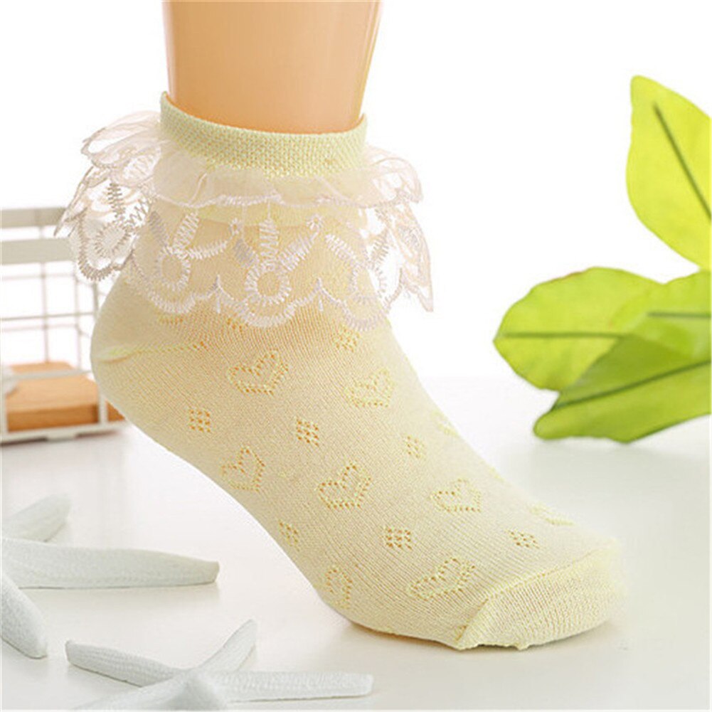 Accessories 2-8 year old Nice Kid Toddlers Girls lovely Lace Short Socks One Pair Layered Dance Socks: C / 2-3T