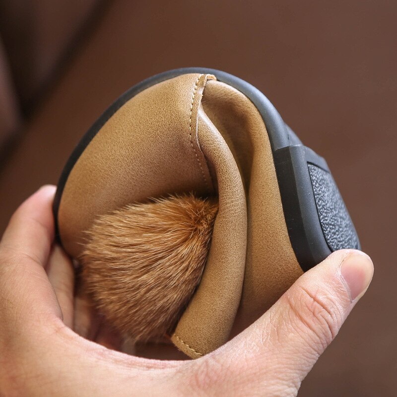 Cozullaa freundlicher herbst wildleder stiefeletten in unifarbe für babys und mädchen mit fellbommeln größe 21-30