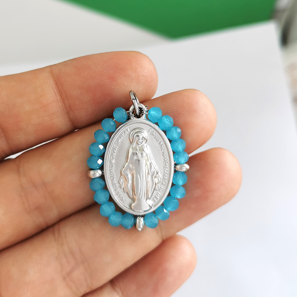 QMHJE-collar con colgante de la Virgen María para mujer, gargantilla, cadena de cuentas, Color dorado y plateado, joyería colorida de arcoíris de acero inoxidable