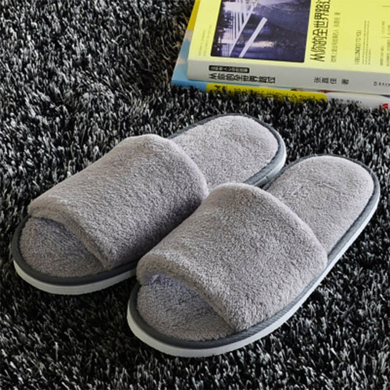 Ett par unisex mjuka botten vinter tofflor hotell resor bärbara tofflor engångs hem gäst inomhus bomull tyg toffel: Grå