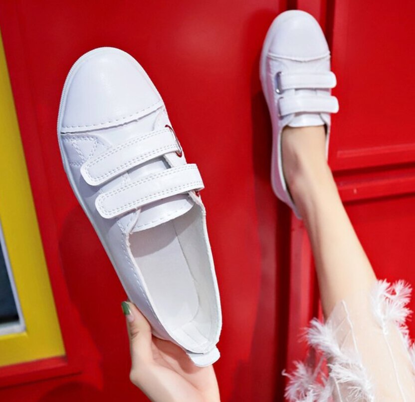 Sommarskor kvinna ledigt pu läder grunt enkla kvinnor vardagligt blommiga vita skor sneakers som andas