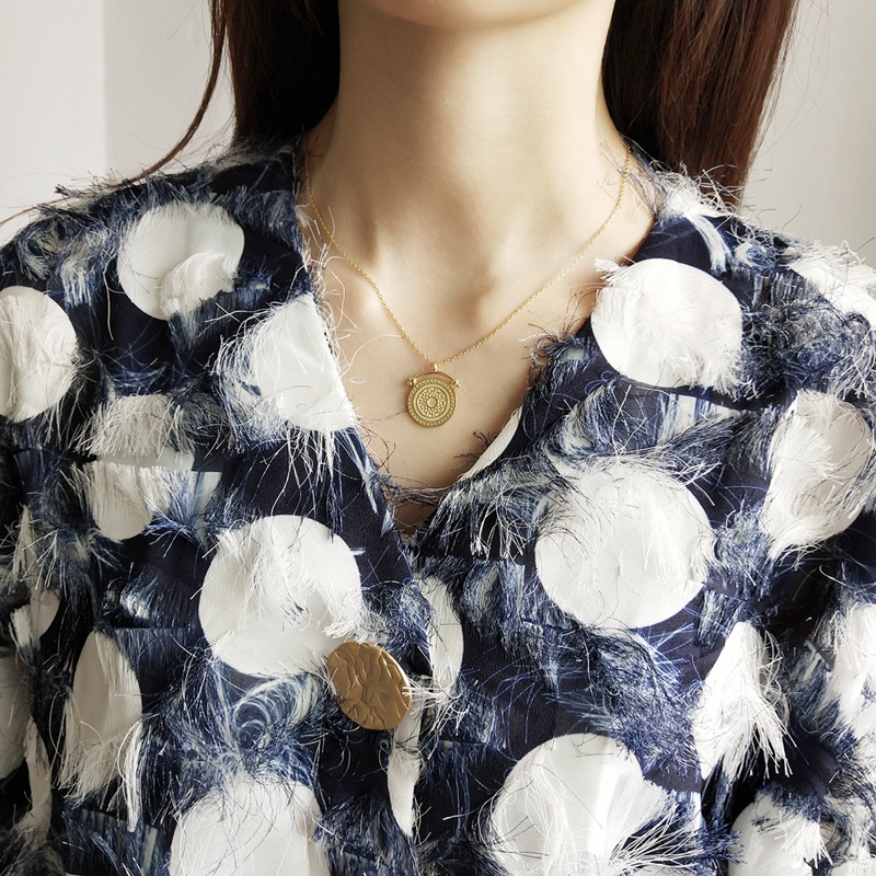 Silvology 925 Sterling Silver Round Funny Necklace Gold Circle Element Pattern Necklace Jewelry