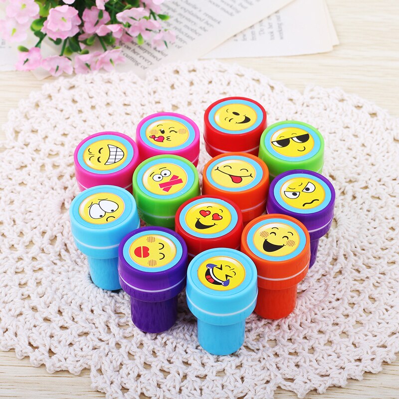 10 unids/set de sellos de juguete para niños, sellos de dibujos animados, animales, frutas, sonrisa de tráfico, sello para niños, sellos DIY, sellos de dibujos animados, Juguetes