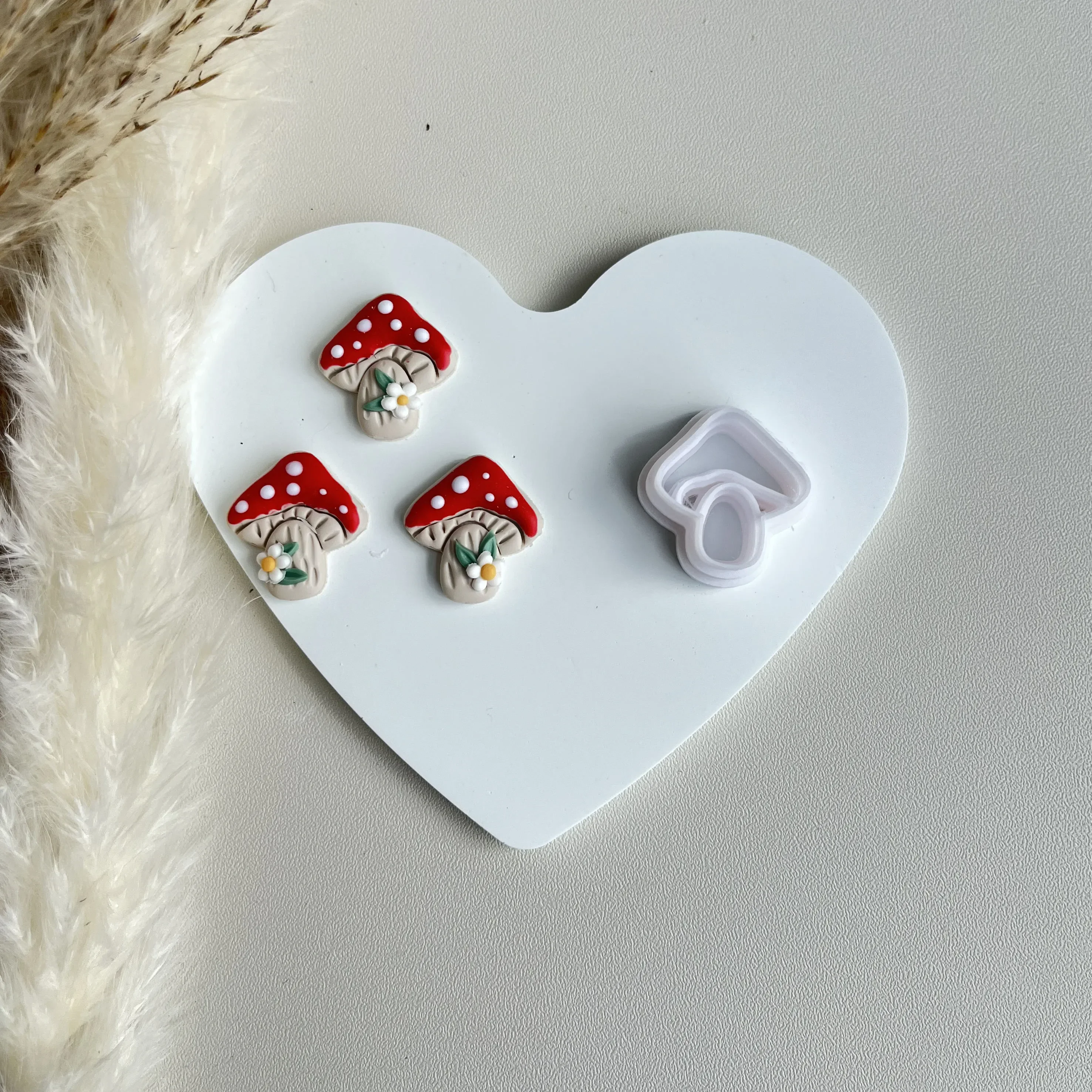 Cute Mushroom Shape Polymer Clay Cutters Clay Molds With Details For DIY Earrings Printed Pattern Decoration