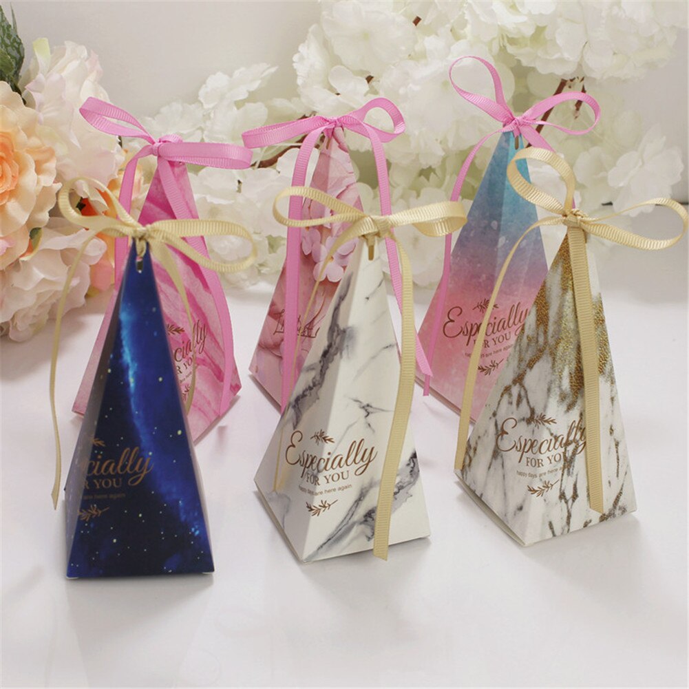 50Pcs Pyramid Shape Candy Boxes with Ribbon Wedding Birthday Party Favor GQ