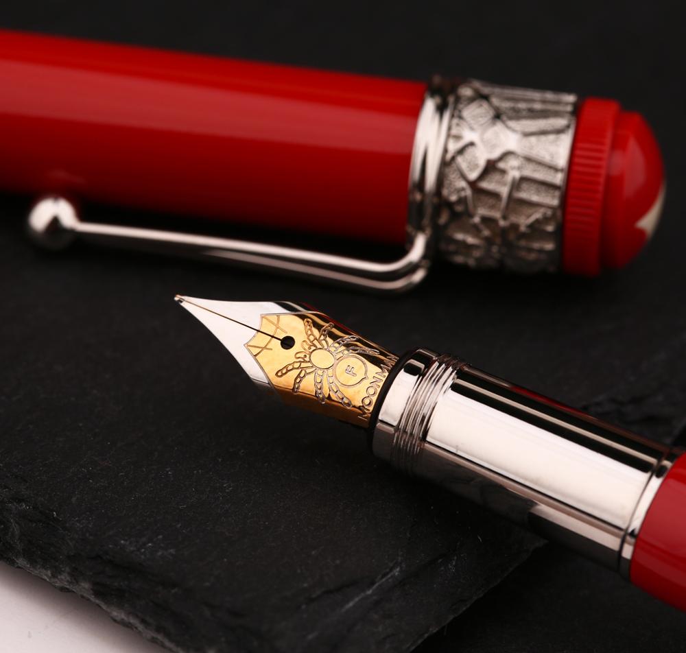 Moonman Master F9 Metal Fountain Pen Snake / Spider Piston Ink Pen F Nib 0.5mm Original Box