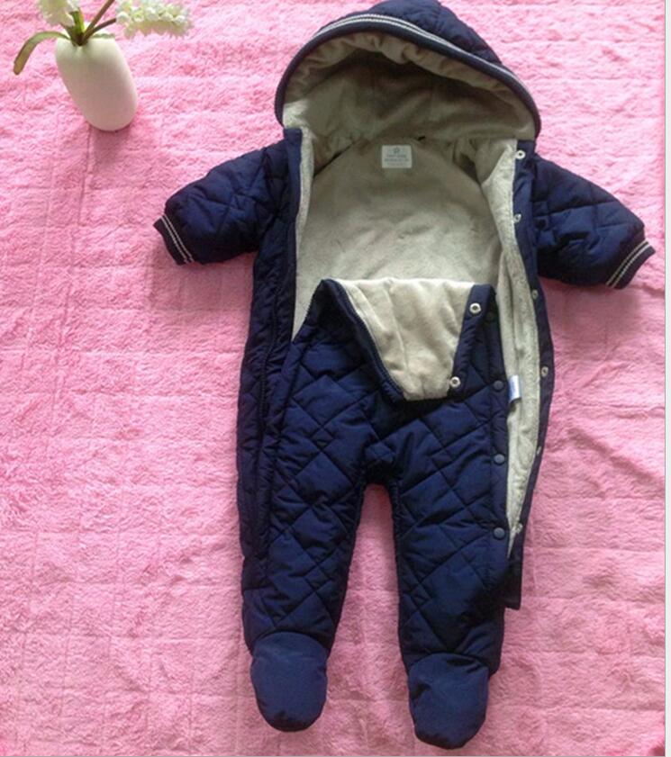 Baby comfortabel gewatteerd jasje van katoen