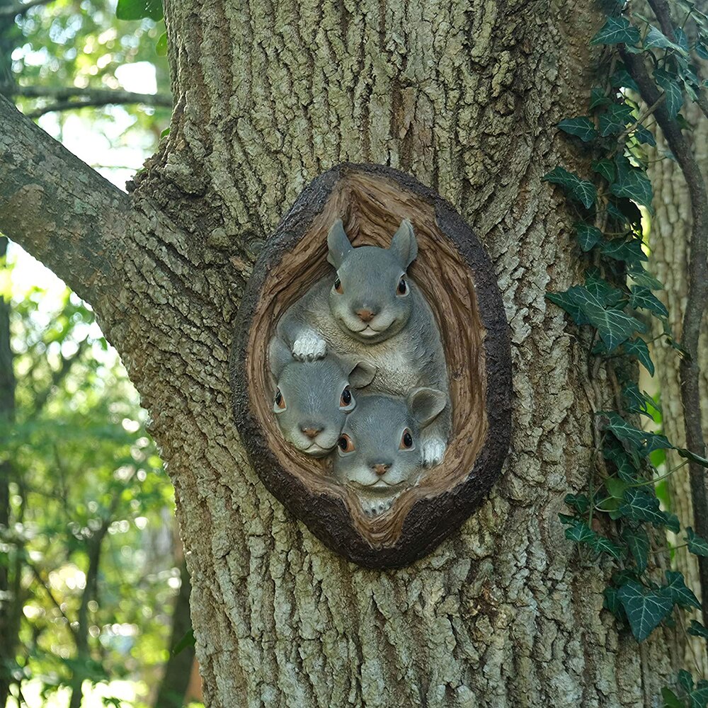 Tree Squirrel Resin Novelty Garden Ornament Tree Hugger Whimsical Tree Statue Decor Outdoor Sculptures Garden Yard Art E7
