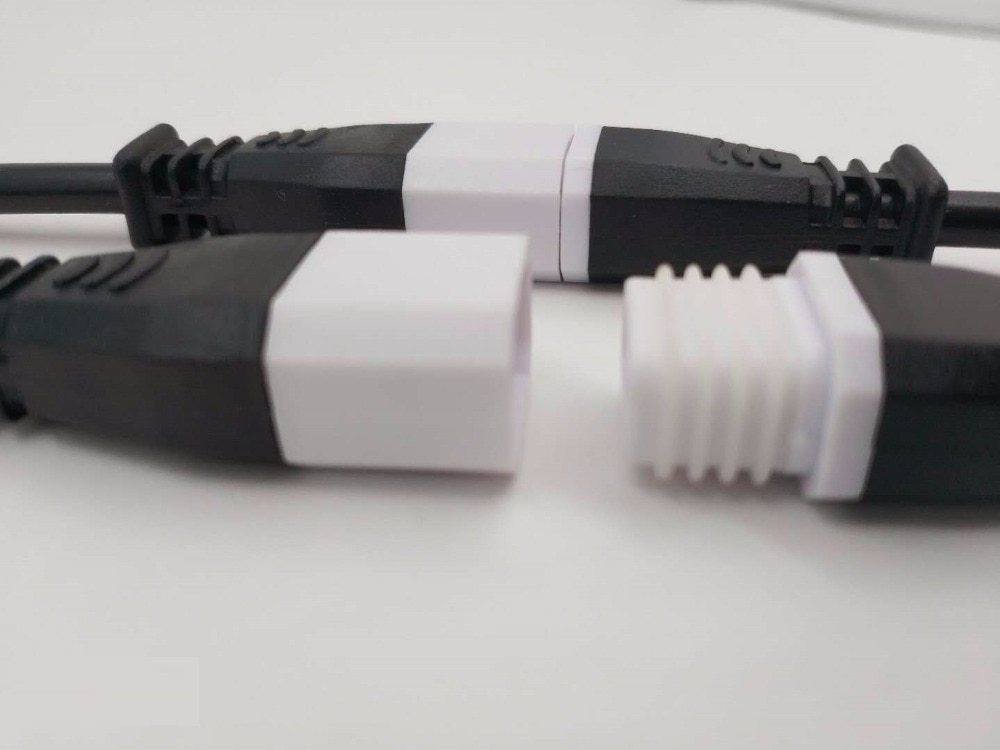 IP65 Impermeabile Connettore di Alta Qualità spillo Maschio Femmina coppie DC Nero colore Bianco portato maschio e femmina Applicabile 0.5mm