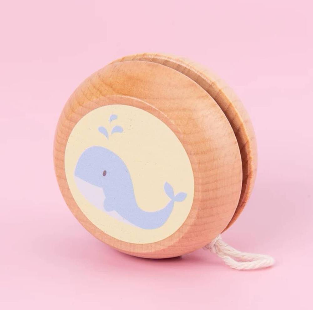 Cute Animal Prints Wooden Yoyo Toys: Whale
