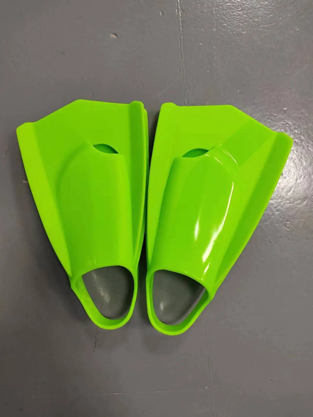 Siliconen Zwemvinnen Reisformaat Flippers Korte Snorkelvinnen Comfortabele Zwemtrainingsvinnen Voor Zwembad: XXS / WHITE