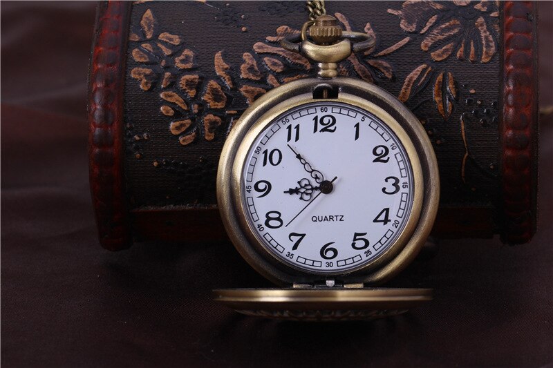 Ster magische cirkel skelet zakhorloge retro bronzen jurk dameshorloge prachtige ketting