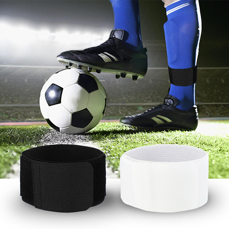 1 paio di cinturini per parastinchi da calcio, parastinchi da calcio, fascette per bendaggio fisso, cinturino sportivo elastico regolabile per parastinchi