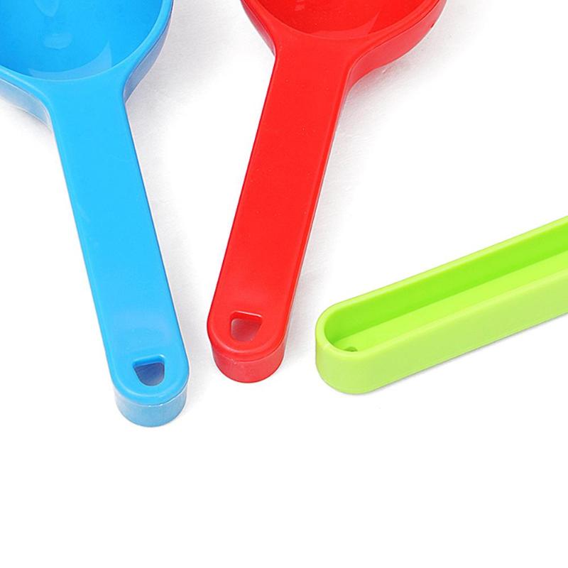 Plein air hiver enfants neige sable Scoop pelle jouet neige outils de combat couleur aléatoire enfants outils de combat fournitures