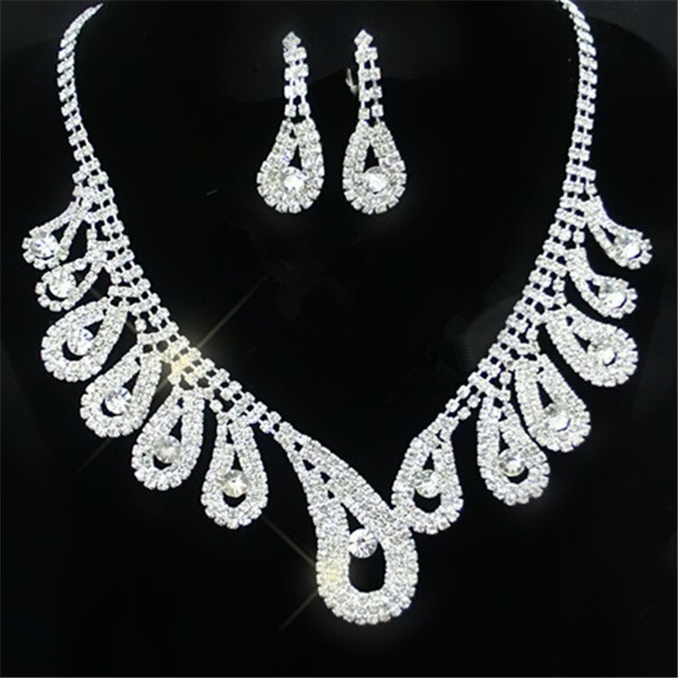 Trendy Female White Crystal Jewelry Set Charm Silver Color Dangle Earring For Women Dainty Round Zircon Wedding Chain Necklace: white
