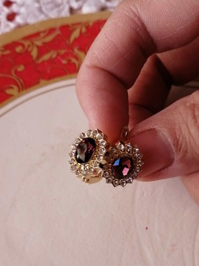 Elegante Gold Farbe Intarsien rot Zirkon Steine Ohrringe für Frauen modisch Braut Engagement Hochzeit Baumeln Ohrringe Schmuck