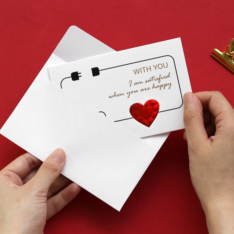 Seks stilarter solidt rødt hjerte lykønskningskort med konvolutter romantisk brev jeg elsker dig for evigt bryllupsinvitation