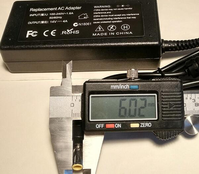 14 V 4A Ac Laptop Adapter Voor samsung SyncMaster 770TFT 17 "SMT-170QN 570 S TFT 180 T 18" 570 V TFT15 "AP06314-UV PA30N