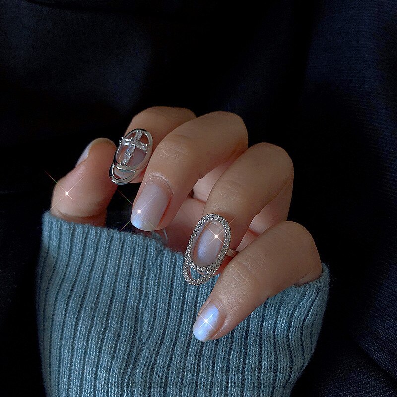 AOMU Neue Schmuck Hohl Nagel Ring Charme Kristall Finger Nagel Ringe Für Frauen Dame Strass Zirkon Fingernagel Schutzhülle