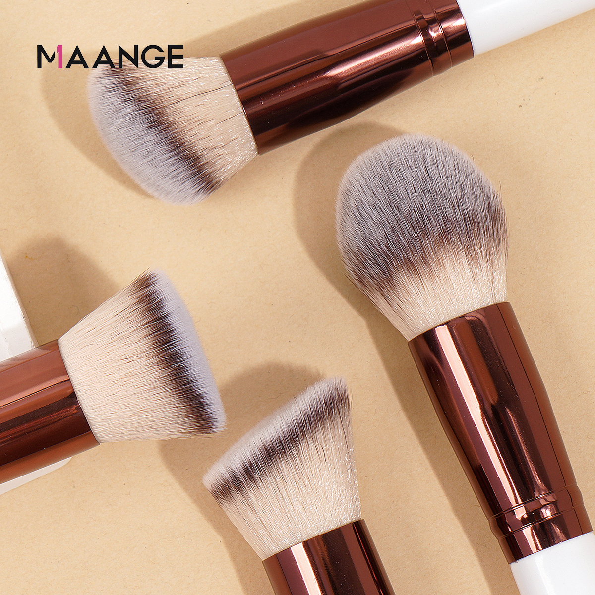 MAANGE-brochas de maquillaje con estuche, 4 piezas, base, corrector, polvo, cerdas suaves y esponjosas, juego de brochas cosméticas grandes