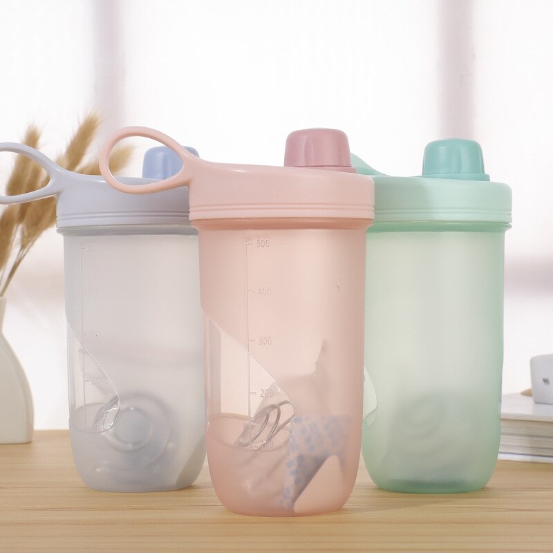 550ml shaker flaskor bred mun sport fitness vattenflaska med vågsäker student män och kvinnor kopp